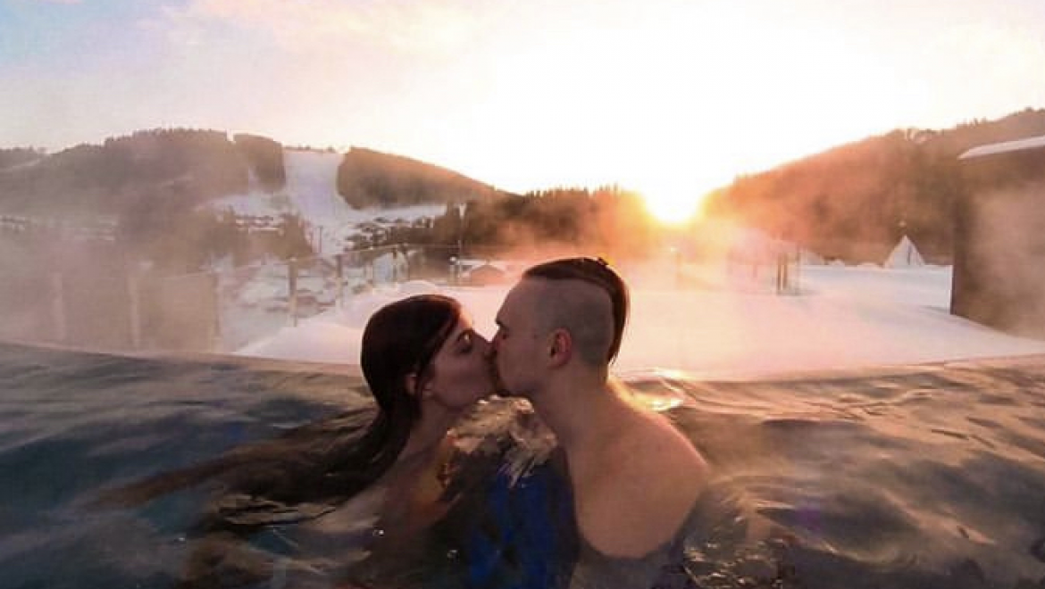 Слайдер на сторінці басейну